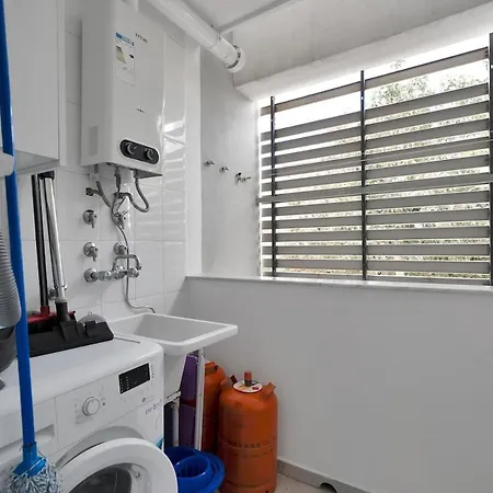 Tropical Chic In San Pedro - San Marino Iii Apartment