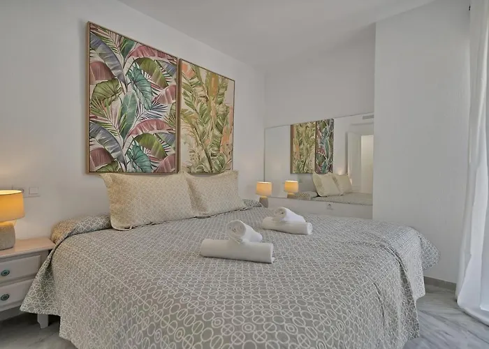 Tropical Chic In San Pedro - San Marino Iii Appartement *