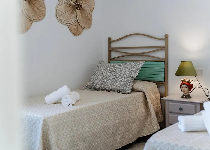 Tropical Chic In San Pedro - San Marino Iii *