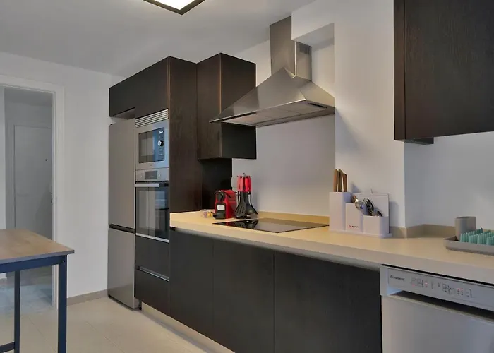 Tropical Chic In San Pedro - San Marino Iii Appartement *