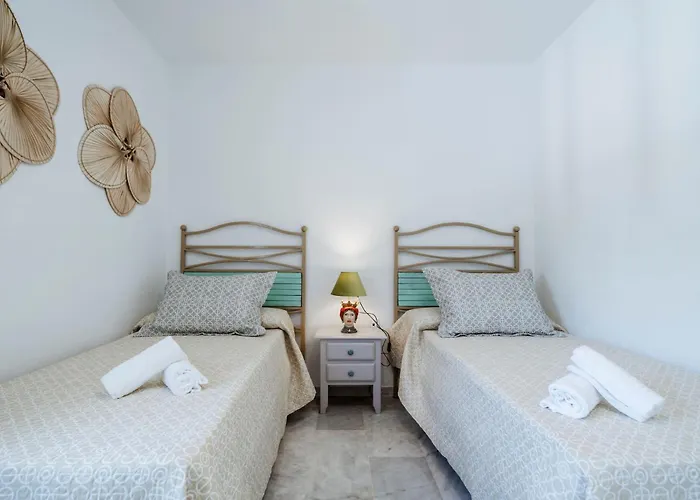 Tropical Chic In San Pedro - San Marino Iii Apartment *